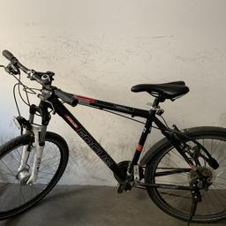 Verkaufe dieses Fahrrad Top Zustand
Könnte man natürlich vor Ort testen
Neupreis 480€