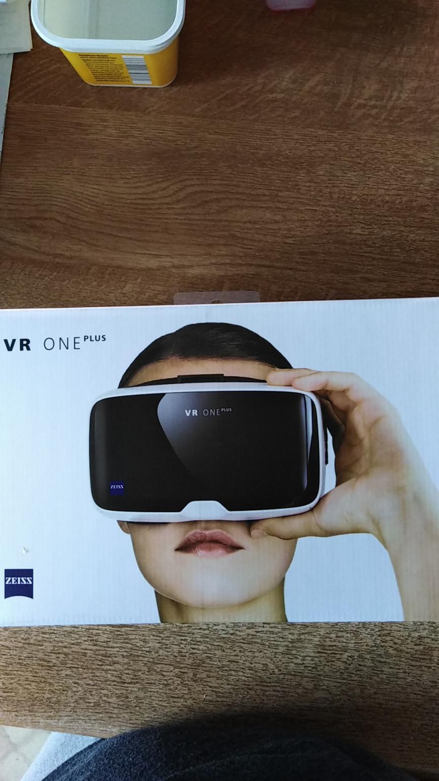 Zeiss VR one plus in 97539 Wonfurt für € 8,00 zum Verkauf | Shpock AT