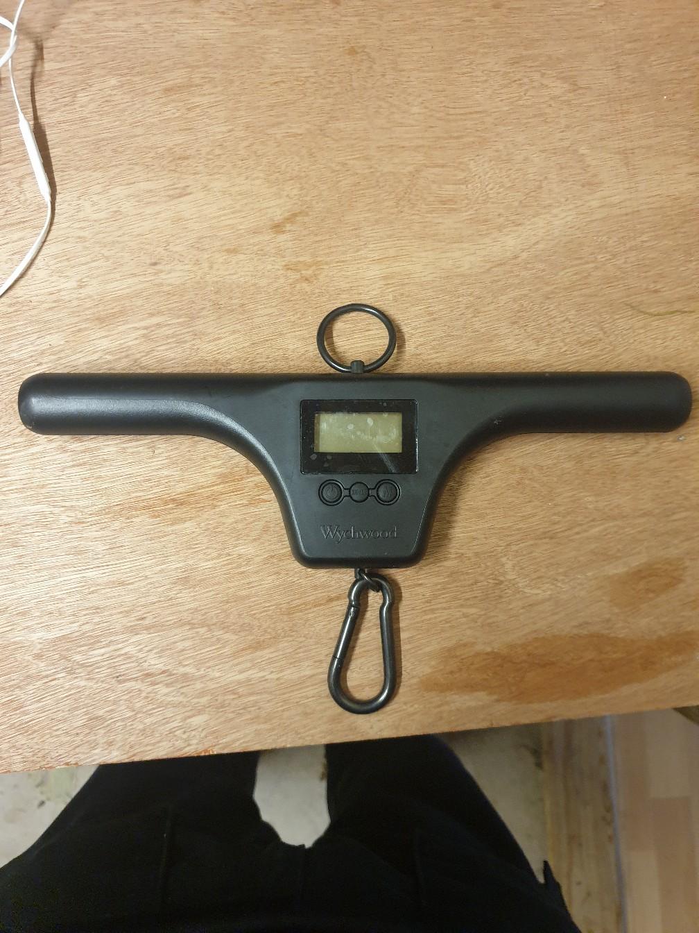 wychwood Tbar fishing scales in ST16 Stafford for £15.00 for sale Shpock