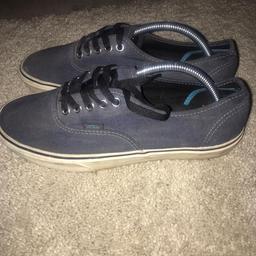Vans Pumps 
Uk size 8 
Used condition 
Collection n193bq 
£12