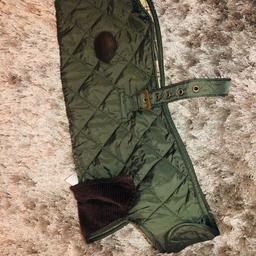 Medium sized, green and brown Barbour jacket. Used. 
Good condition.