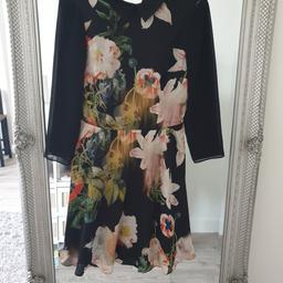 ted baker dress size 8. worn only 2 Times on eve out  can post it