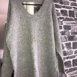 Miss selfridge grey jumper just don’t like it and it’s a size 8