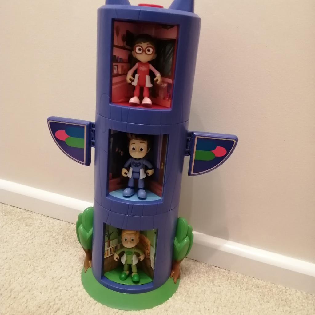 PJ Mask Tower And Figures in Wakefield für 15,00 £ zum Verkauf | Shpock DE