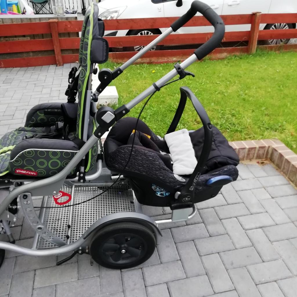 Activate tandem outlet buggy