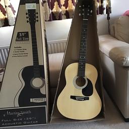 Very little use since purchasing so in great condition. Ideal present for someone wanting to learn to play. Comes with spare set of strings and Plectrum.
