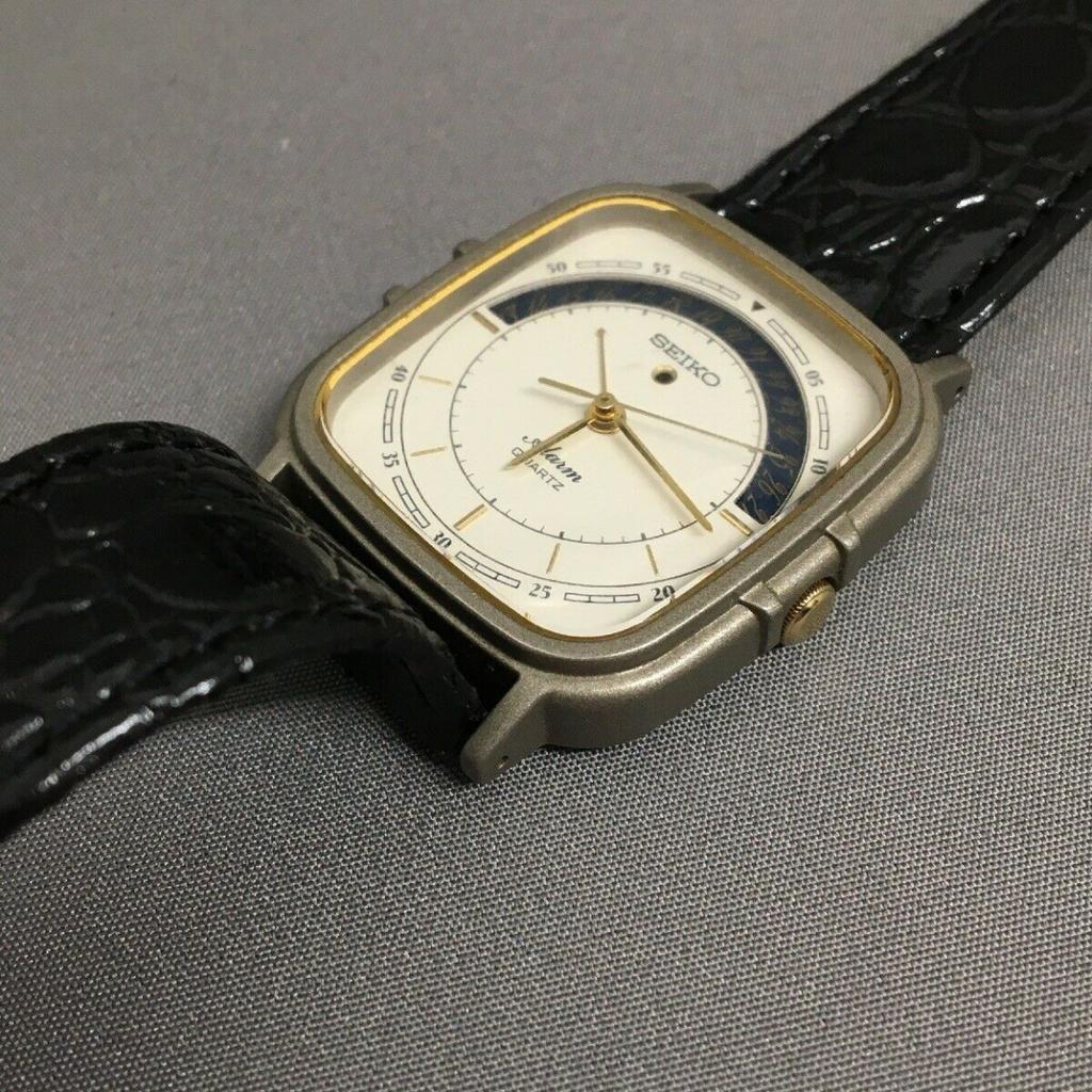 Vintage Unisex Seiko Quartz Alarm Date Watch in B45 Bromsgrove f r