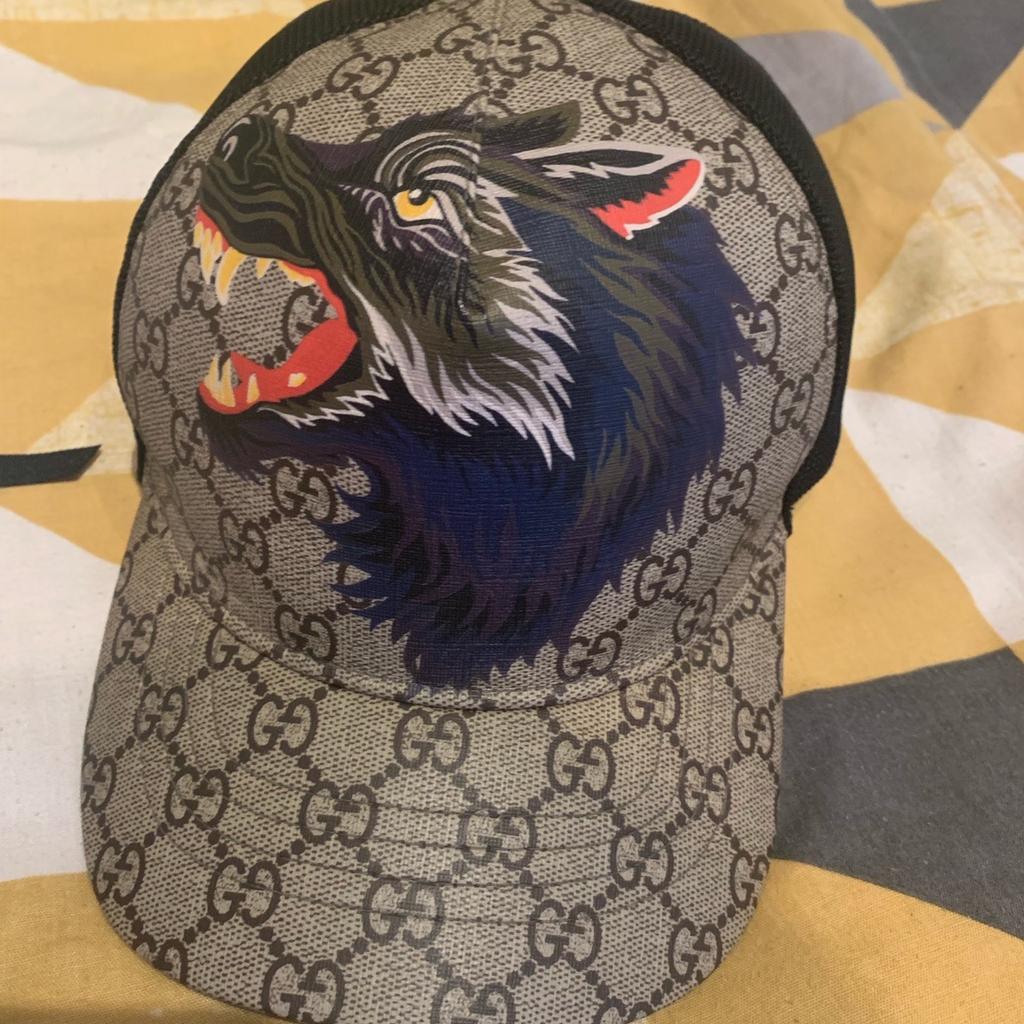 Gucci hat with sales wolf