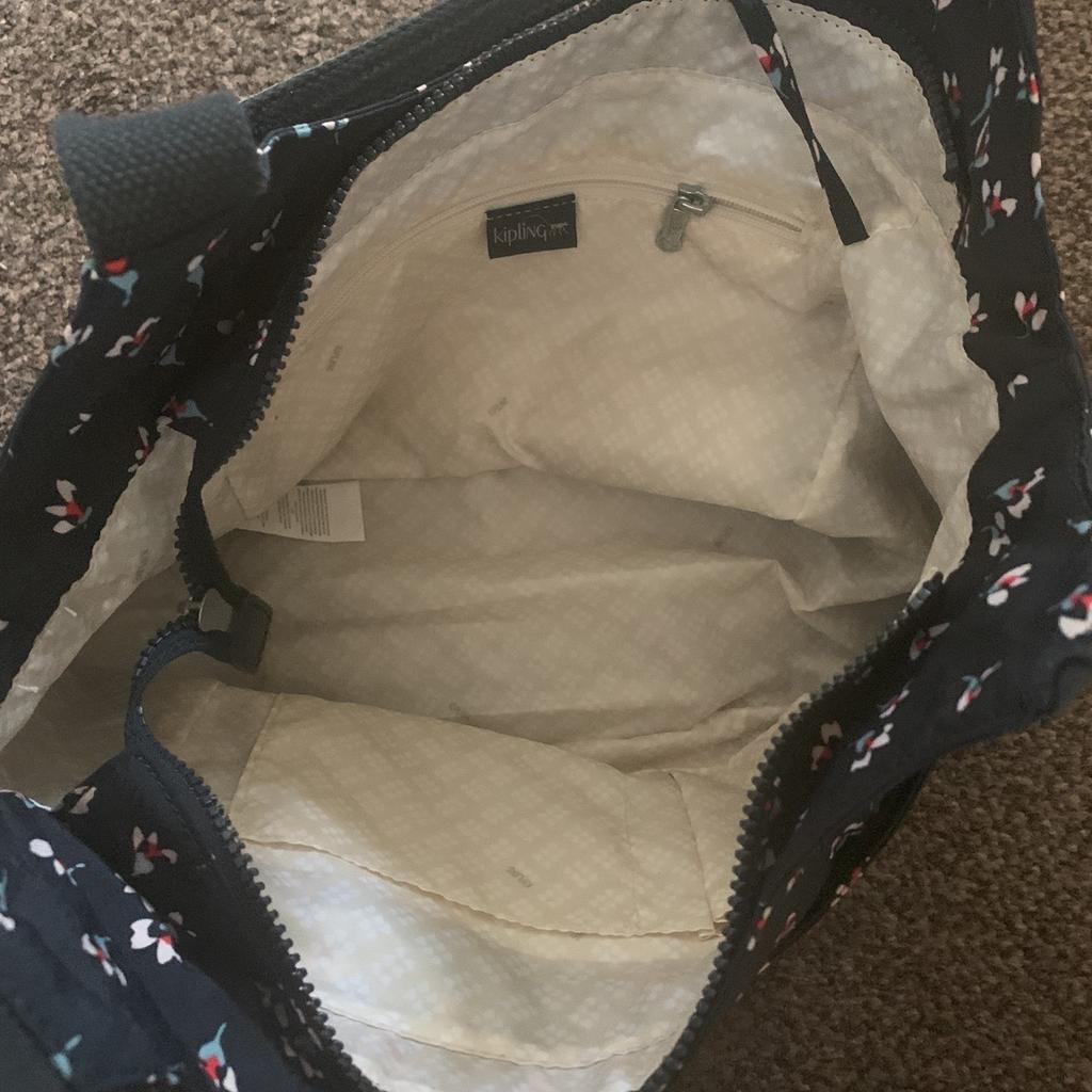 Kipling bag in B63 Dudley for £15.00 for sale Shpock