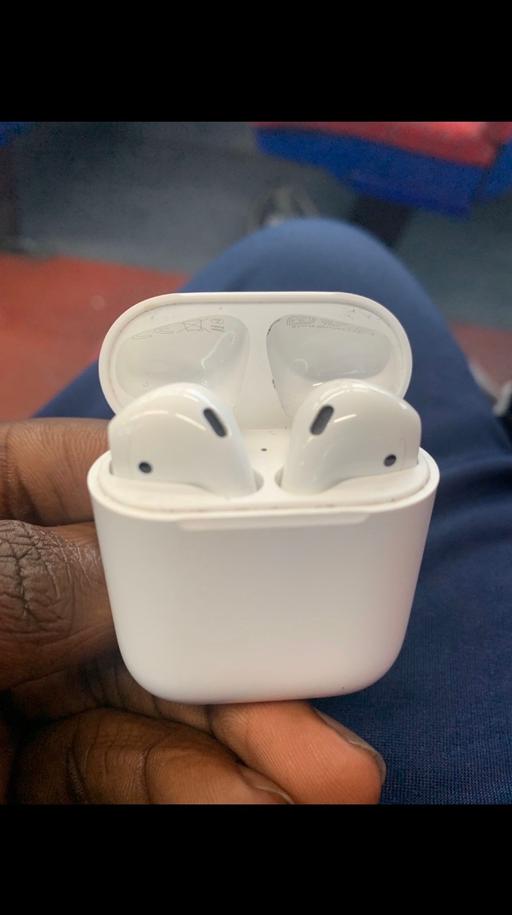 Buy & Sell Wandsworth South West London - Photos for Real first gen airpods