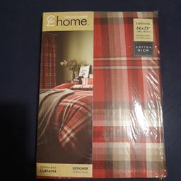 These curtains all feature a traditional checked design by Catherine Lansfield, perfect for adding a cosy touch to any bedroom. All these curtains are fully lined and ready made with a pencil pleat top and are 66x72" (168 x 183cm)making a combined width of 132 inches (336cm).Materials: Face 60% Cotton and 40% Polyester, Lining: 50% Cotton 50% Polyester.

collection from the homestead ll144hq