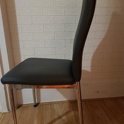 6 great condition grey chairs from free smoking and pets home
pick up tw8
