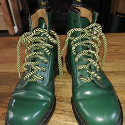 Dr Marten boots. Dark green, Size UK 9. Very small scuff on the toe on one boot otherwise excellent condition. Absolute bargain..