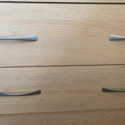 Set of chest of drawers with 2 drawers - good condition 
Dimensions are 
77cm wide 
42 cm depth
63 cm height