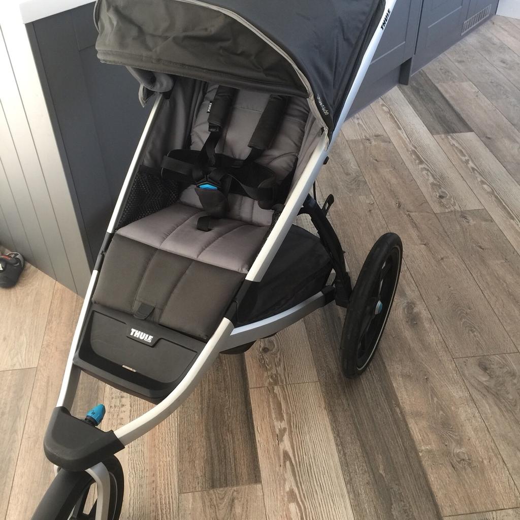 Thule 2024 stroller used