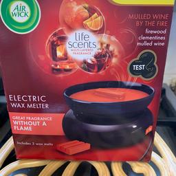 Air wick Electric wax melter, Mulled wine by the fire fragrance 😁 This is a great fragrance without a flame.