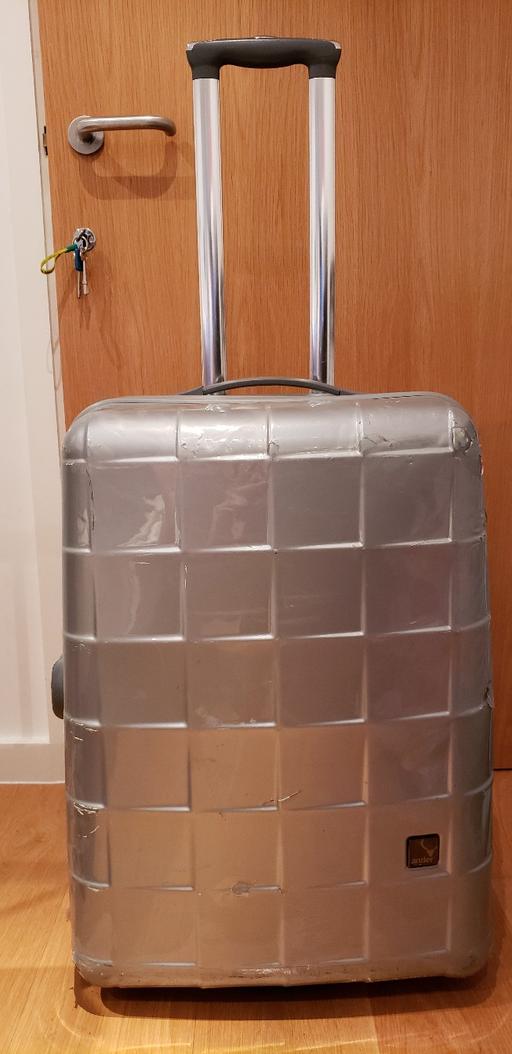 Buy & Sell Gospel Oak North West London - Photos for Antler Polycarbonate Suitcase Luggage Trolley