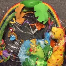 Fisher price musical play mat
Rainforest theme
Attached play pieces
Good condition
Floor mat section is machine washable
