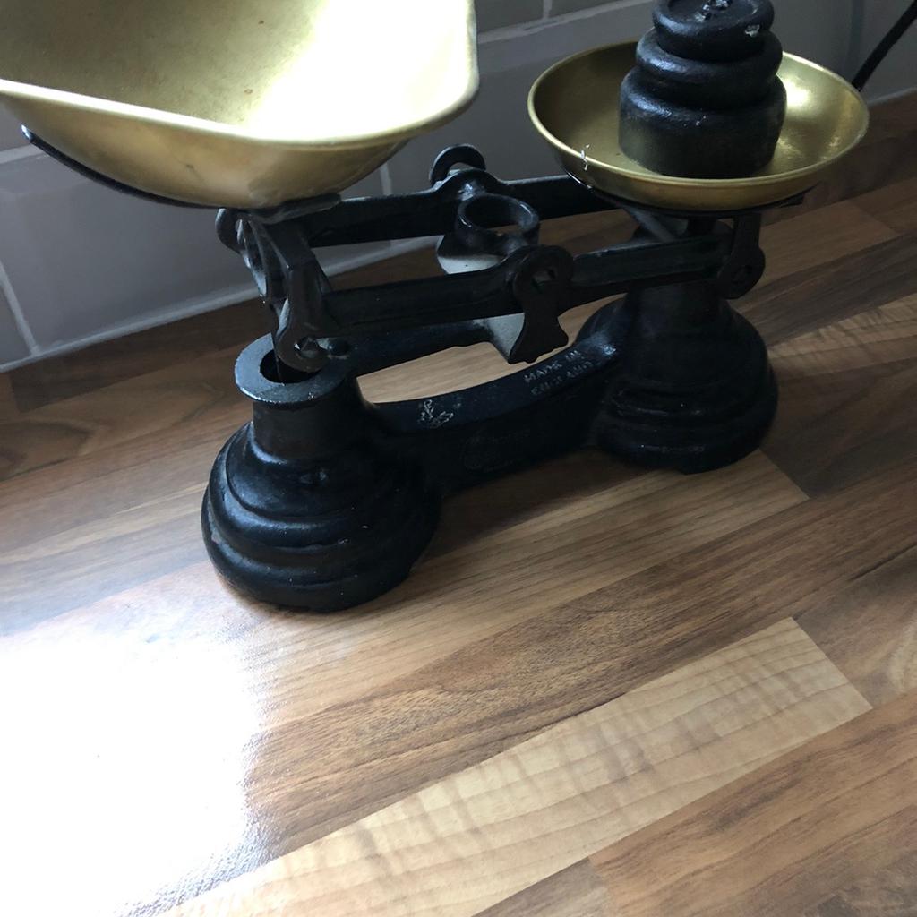 Scales in TS6 Lackenby für £ 15,00 zum Verkauf Shpock AT