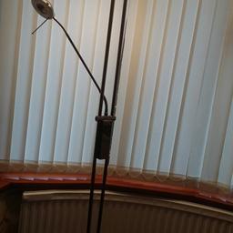 Chrome floor lamp in good condition the small lamp need a bulb apart from that every other things are ok.
selling as I don't normal use it.
From free smoke and pet home.