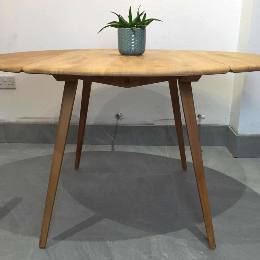 Ercol Drop Leaf Table and Goldsmith Chairs in WS14 Lichfield für 475,00