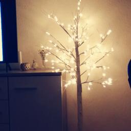 Schöner LED LichterBaum!!

 funktioniert einwandfrei!!
Neu





#LED#Lichterkette#leuchtkette#Baum# Weihnachten # 