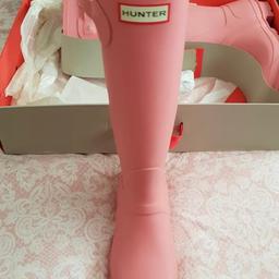 Hunter wellies brand new size 7, never worn too big for me and couldn’t send back