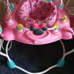 minnie mouse bright stars jumperoo
excellent condition 
wiped over and seat washed 
only selling due to daughter outgrowing it 

collection wv11 or ws10