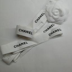 Genuine CHANEL ribbon with attached flower

One ribbon length is 83cm second ribbon length is 225cm

Collection E11 or can arrange delivery for extra £3