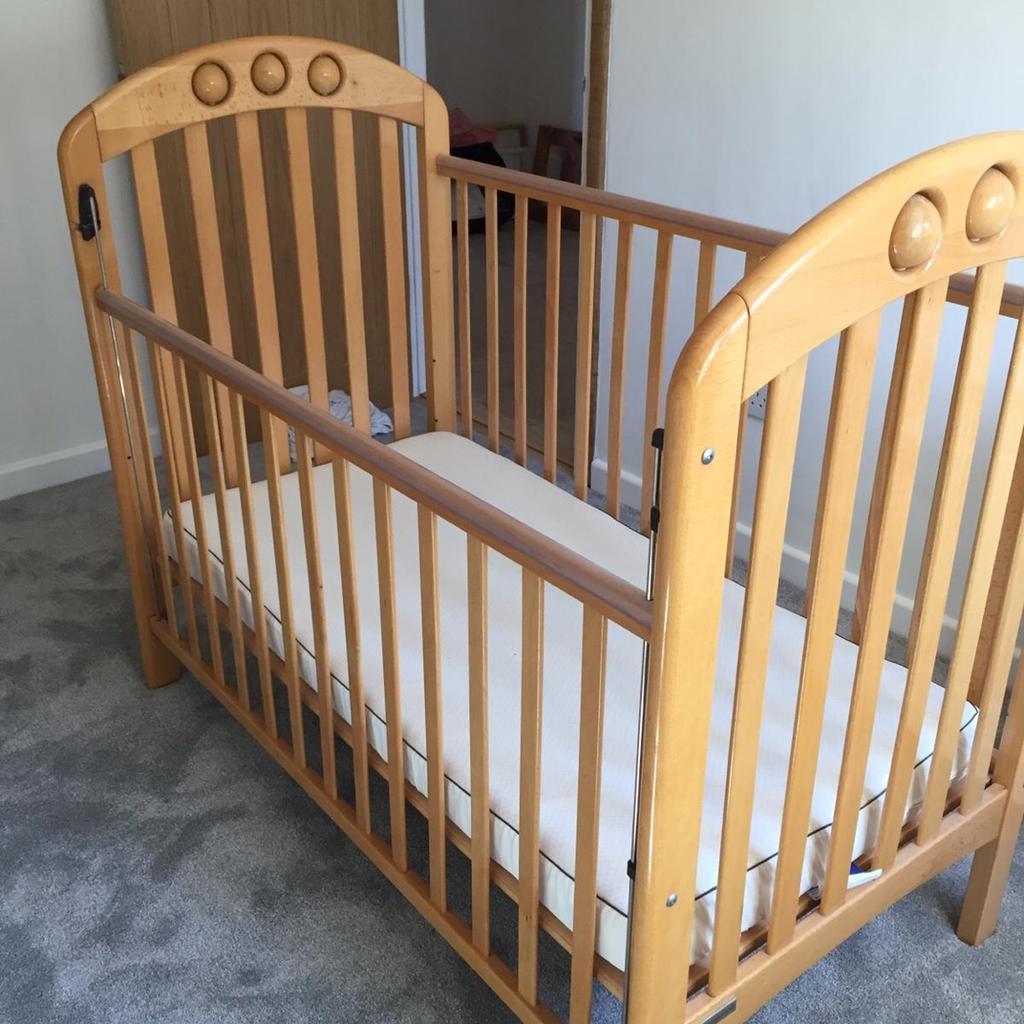 Mamas and papas amelia cot clearance dimensions