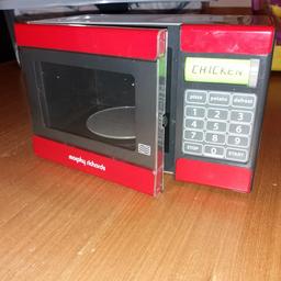 play microwave, makes sounds and lights up.
very good condition, free pet and smoke free house.