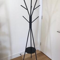 Very beautiful and stylish coat stand.
In good condition, like new.
Height about 182cm.
Collection only in East Croydon.