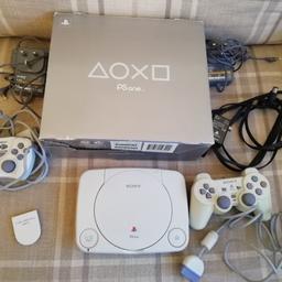 Ps1 immaculate condition with origonal box, 2 power cables, scart, Sony hand set (slight discolouration), compatable handset, compatable memory card and 5 games
Tony hawks, crash bandicoot, alien, Street fighter and rayman. Wear and tear on game cases with sleeve missing from Tony hawks. Southchurch collection only, no PayPal. On other sites