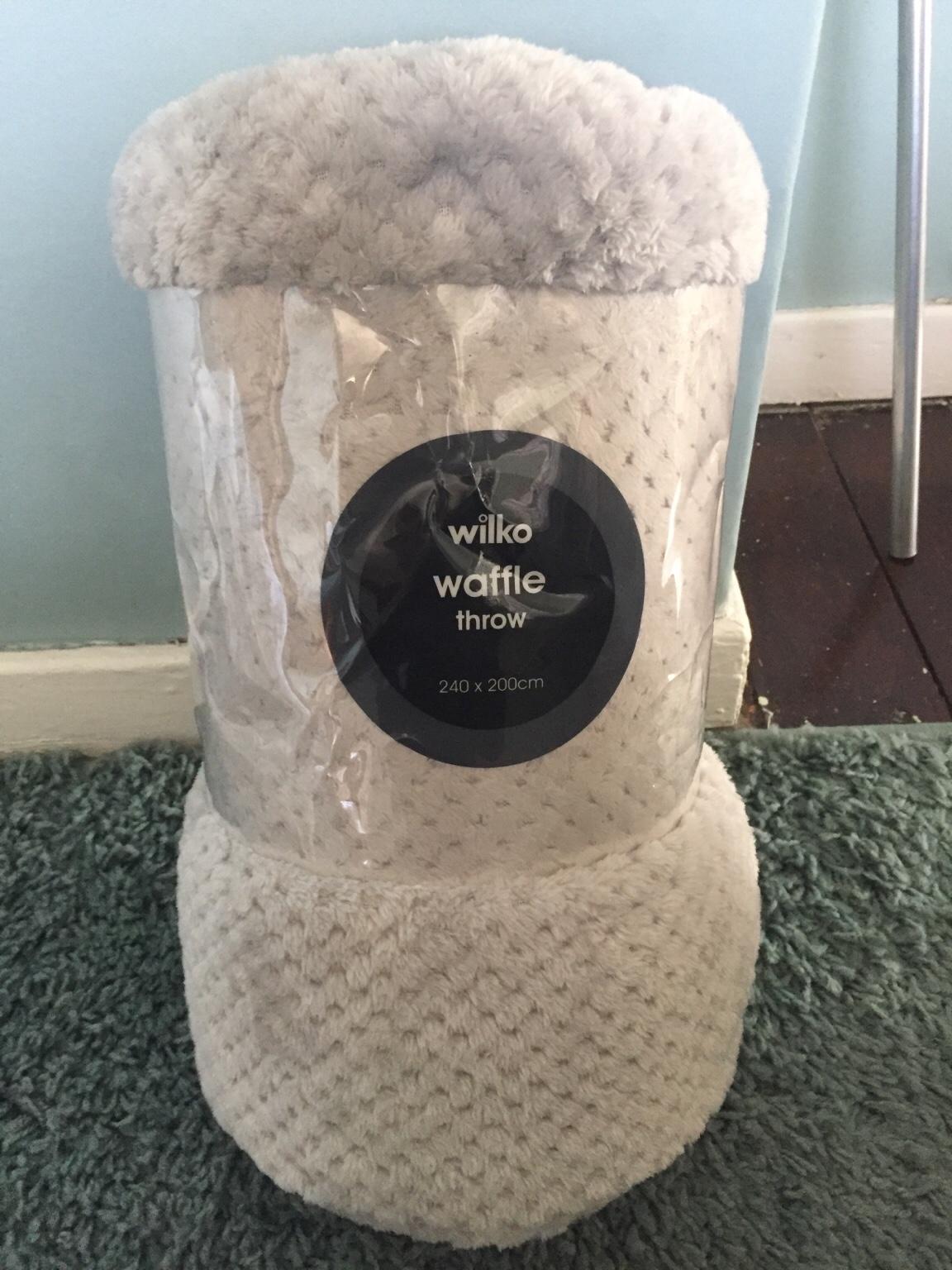 Wilko waffle online throw