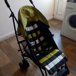 Mamas & Papas pushchair. Cream and beige. Used but good clean condition. 
Collection only please. £20