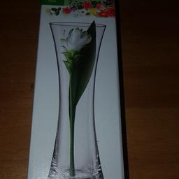 Hallo somit verkaufe ich meine Vase nagelneu verpackt Festpreis 1 € für Abholer in Flörsheim Keramag Angebotspreis nur diese Woche