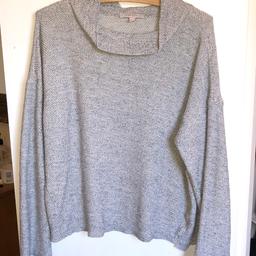 Esprit women’s sweater jumper sweatshirt. Size M. Like new condition.