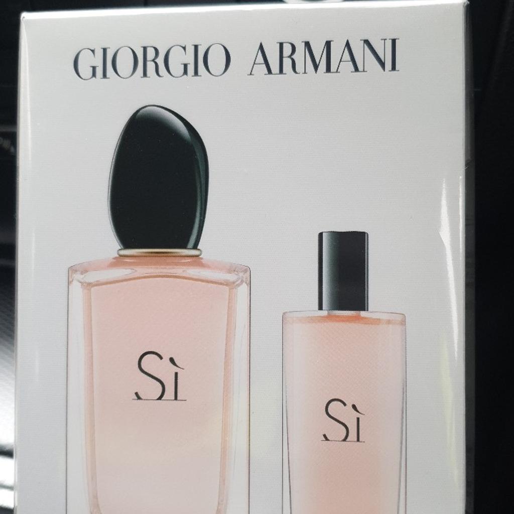 Giorgio armani on sale travel exclusive