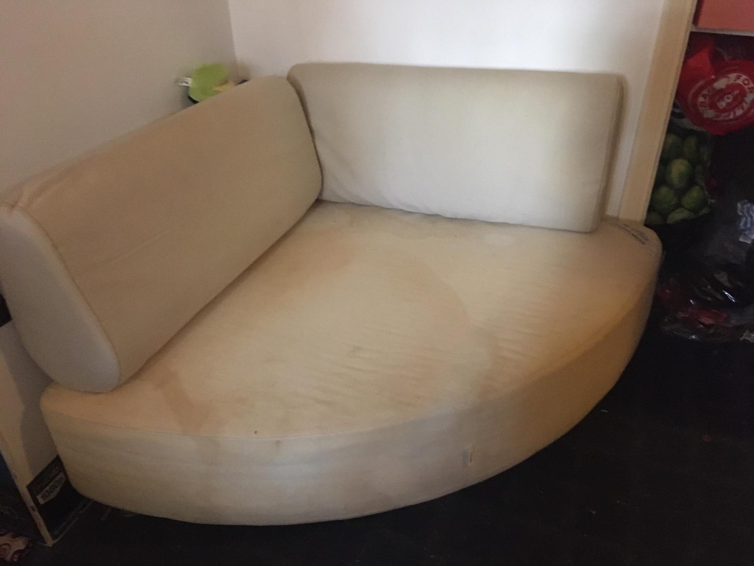 Kids reading corner sofa in SE18 Greenwich for £10.00 for sale Shpock