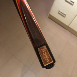 The Statesman cue 
Comes in case 
Collection Hatfield