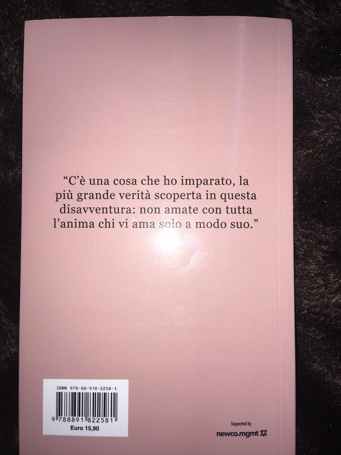 Giulia de Lellis libro “ le corna stanno..” in 42019 Scandiano for