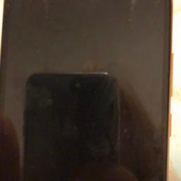 Crack to the top off the screen - doesn’t effect use
Comes with charger
Looking to swap or sell