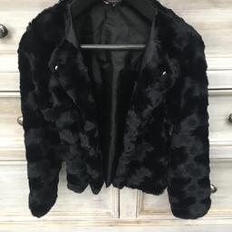 Girls foux fur jacket, size 9