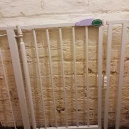 Stair gate with extension piece. Will fit gaps from around 70cm to 80cm. With extending piece, will add 15 cm, total max width approx 95cm. Ideal for old houses with wide door ways.

Two gates. Will sell separately for £6 each or both for £10