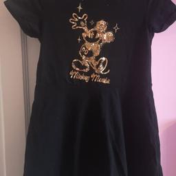 Black and gold Minnie mouse dress
Beautiful dress
Excellent condition