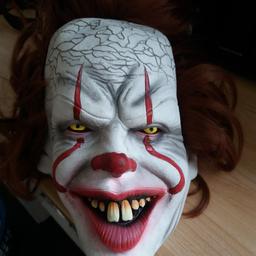 pennywise mask great condition