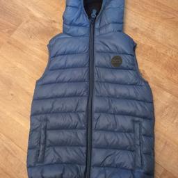 This has hardly been worn next age 7 ideal for winter coat 20£