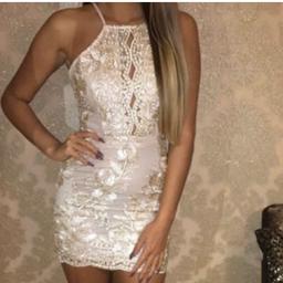 • In The Style Gold Embroidered Dress 
• Looks amazing on! 
• Basically brand new!
• Size small 6/8
• Not available on website anymore