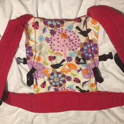 Sleepy Nico baby carrier, baby sling, bespoke animal print and pink velvet feel cord material, great comfort when carrying.
In great condition with no signs of wear. 
Comes with protective material holder
