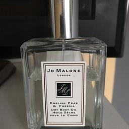 Jo Malone dry body oil 100ml
English pear and freesia 
Have used a little